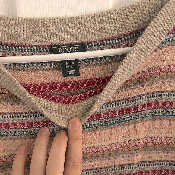 Roots Lightweight Sweater - Picture 3 of 6